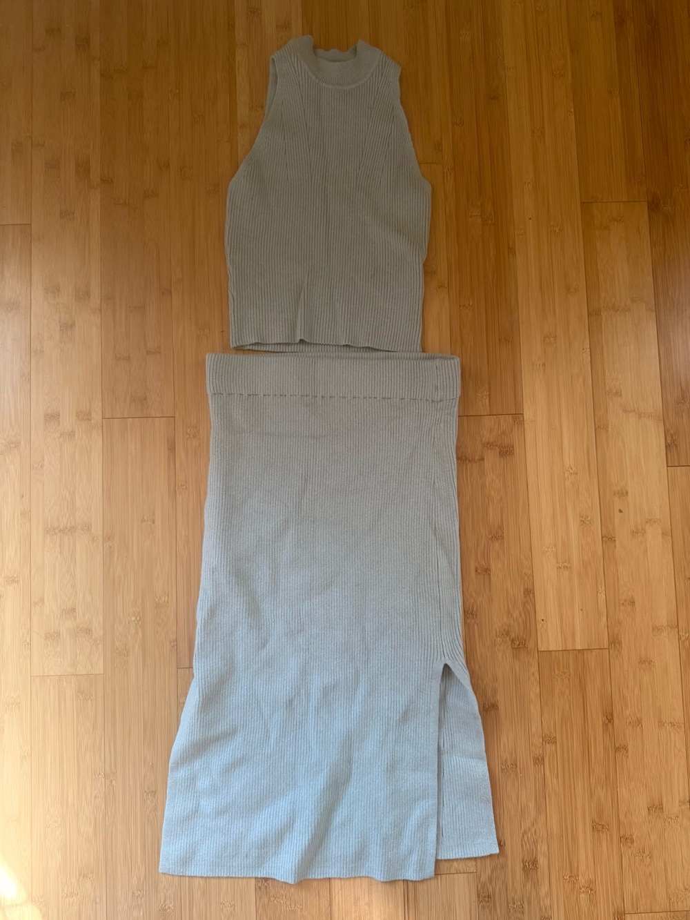 Abercrombie & Fitch Ribbed Mock Neck Top and Maxi Skirt Set